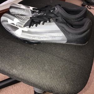 Men’s cleats